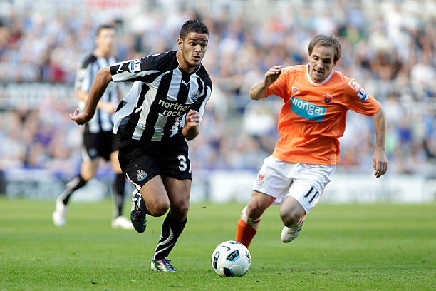 也为大连足 也为大连足