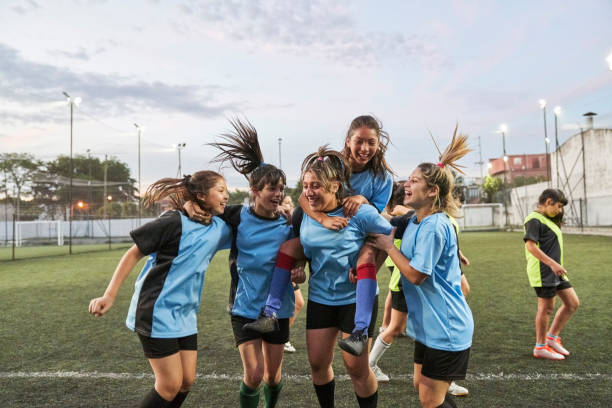 现代足球中 现代足球中