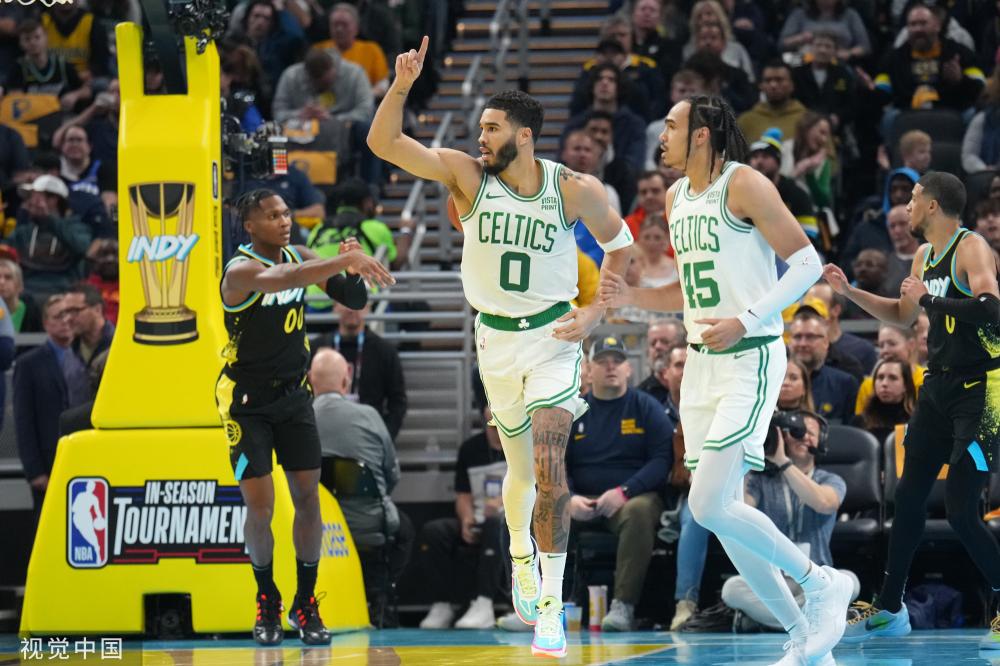 在一个充满 在一个充满